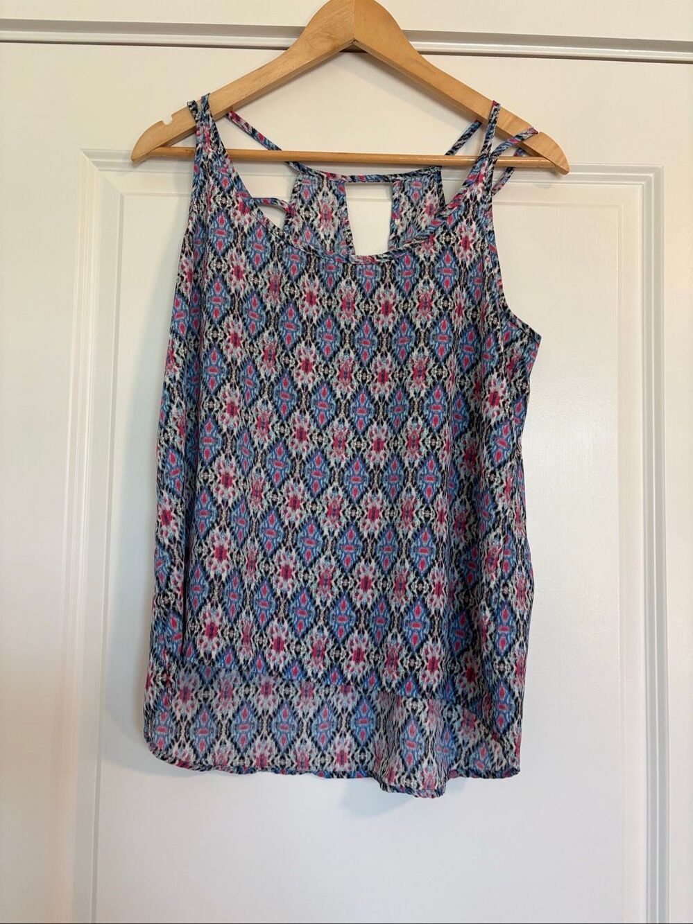Pink Rose Multicolor Print Tank Top Size Large